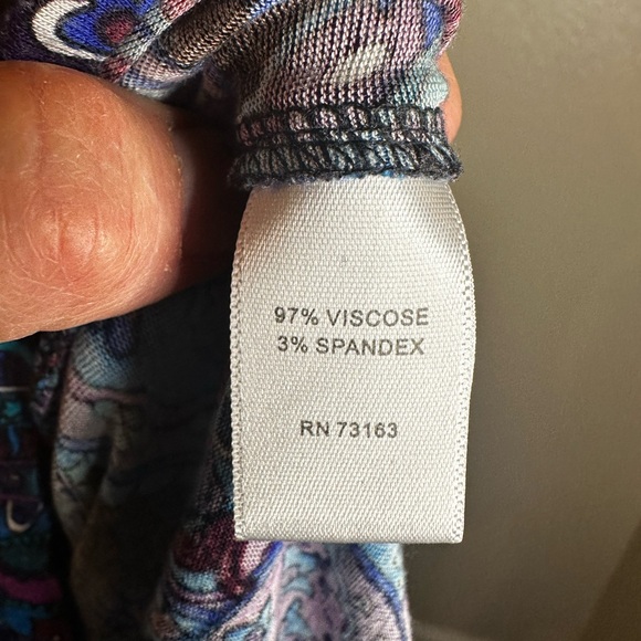 Women’s paisley knotted front top - Picture 8 of 9